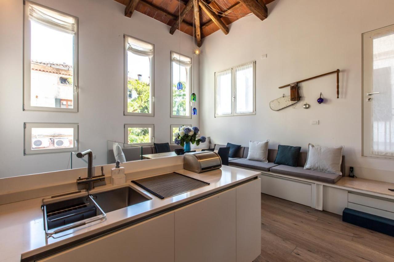 Sant'Alvise Design Palace R&R เวนิส ภายนอก รูปภาพ
