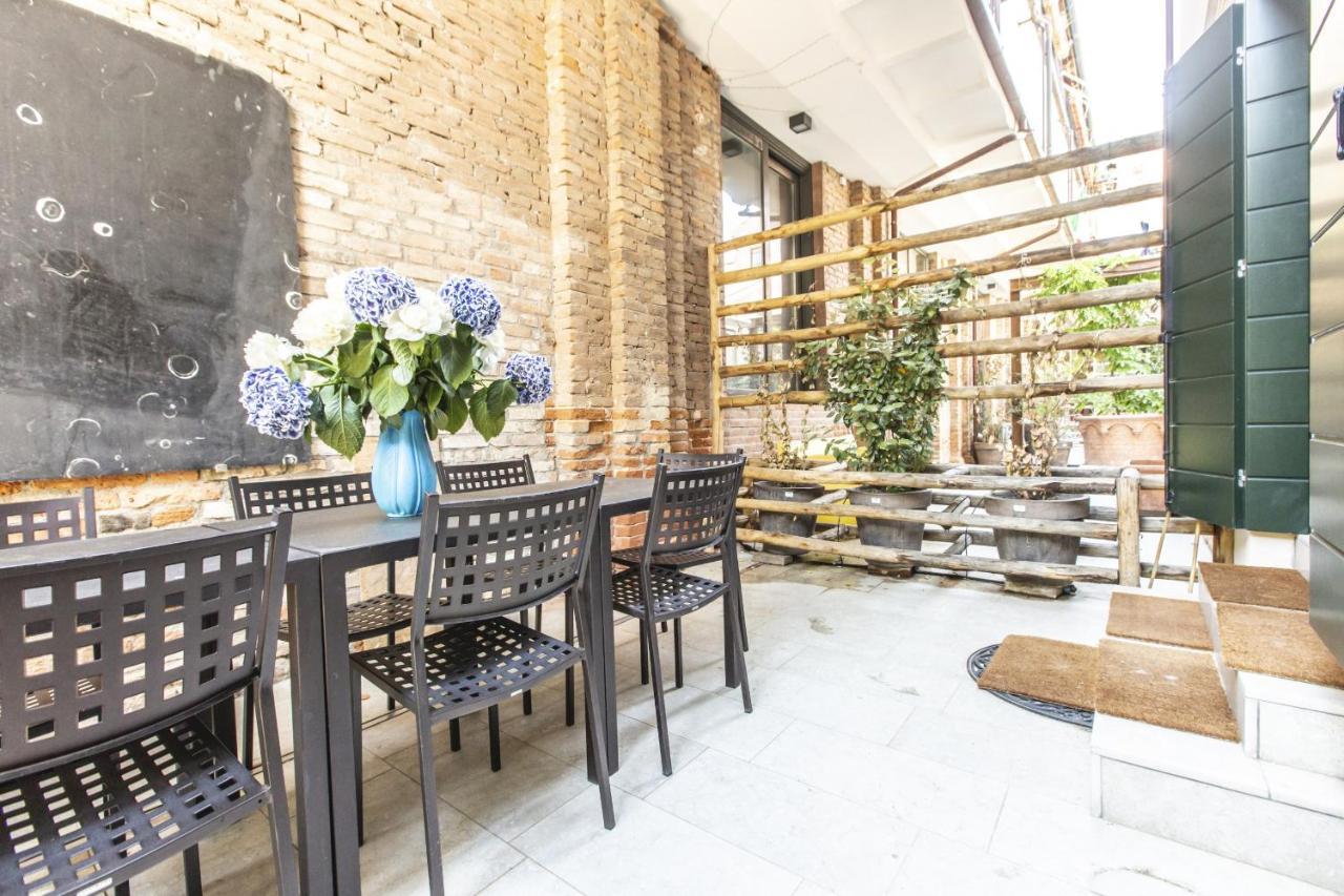 Sant'Alvise Design Palace R&R เวนิส ภายนอก รูปภาพ