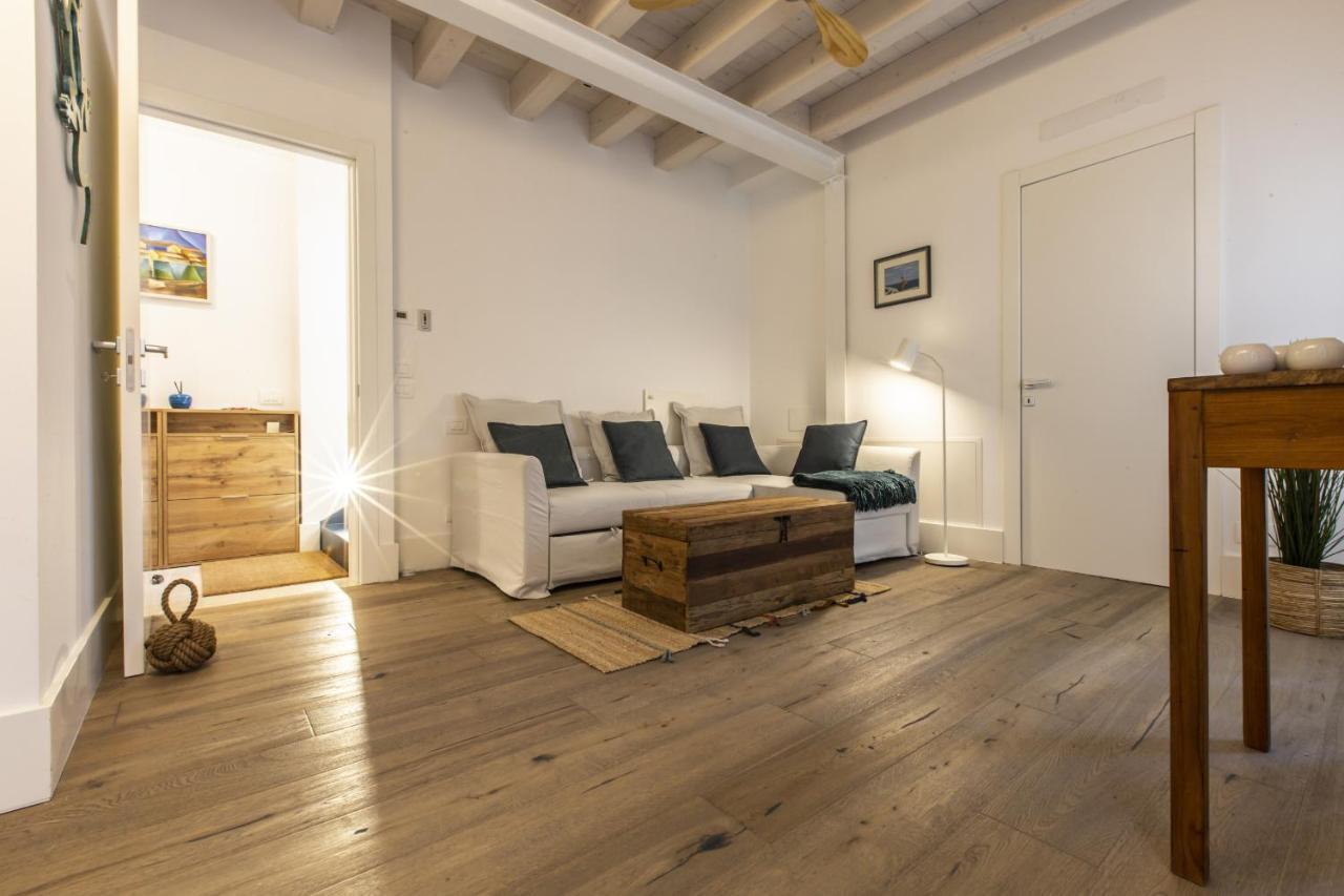 Sant'Alvise Design Palace R&R เวนิส ภายนอก รูปภาพ