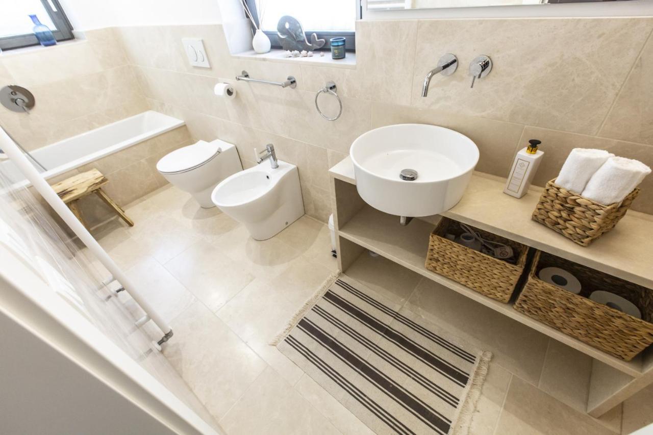 Sant'Alvise Design Palace R&R เวนิส ภายนอก รูปภาพ